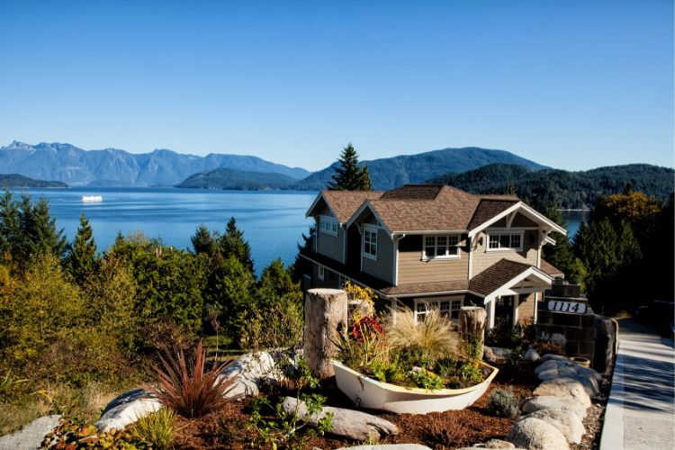 Lake House-Multigenerational Vacations