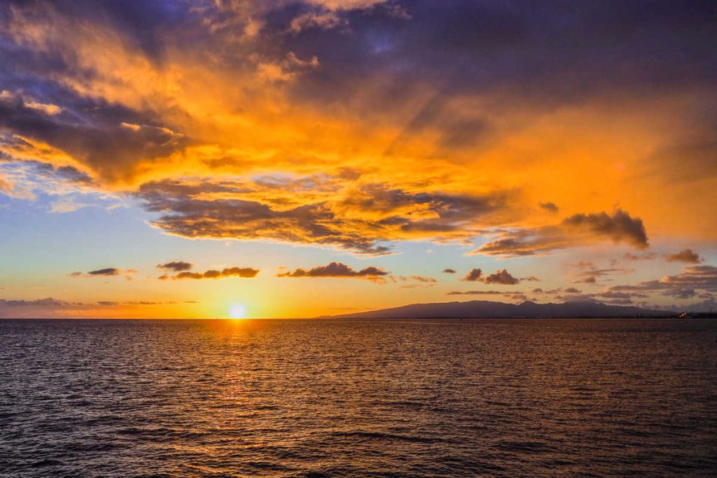 Oahu couples trip sunset