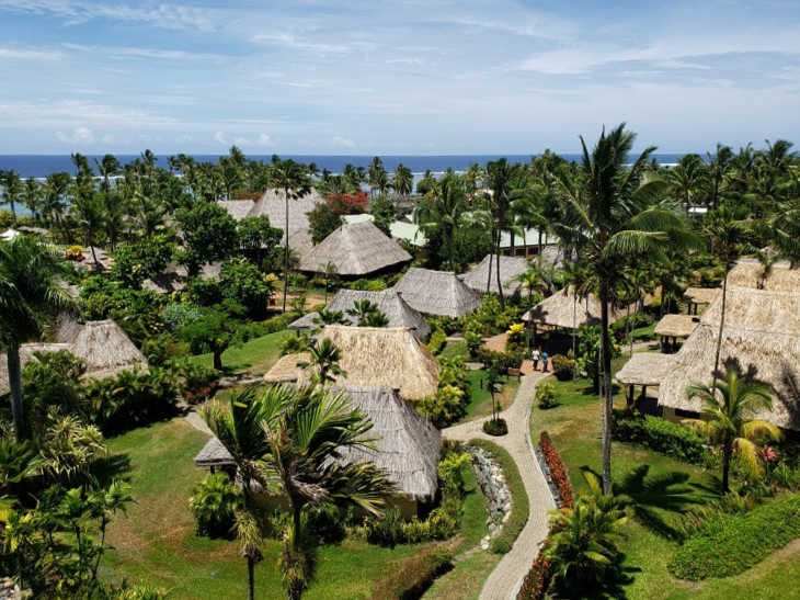 outrigger-fiji vacation with grandparents