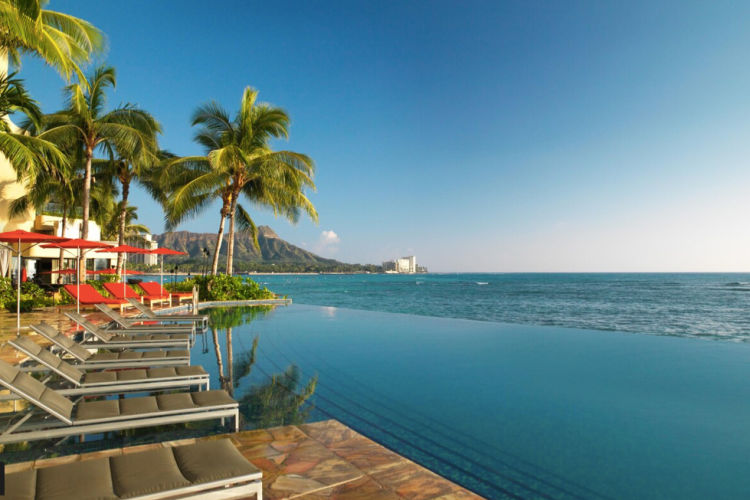 Sheraton Waikiki infinity pool