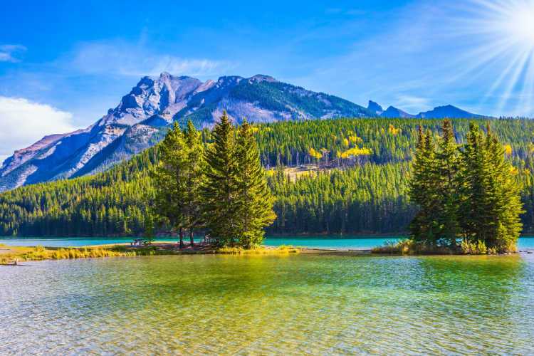 Two Jack Lake Banff trip with grandparents