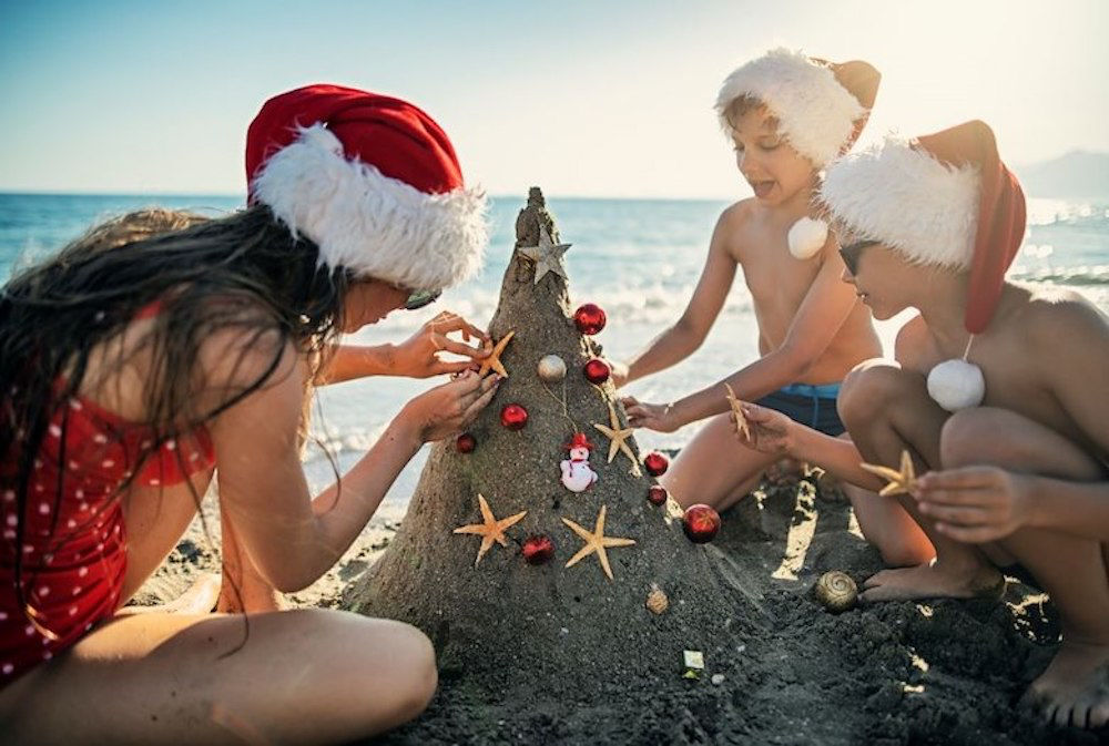 playa-largo-sandcastle-christmas