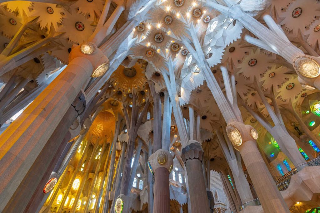 Sagrada-Familia-Barcelona