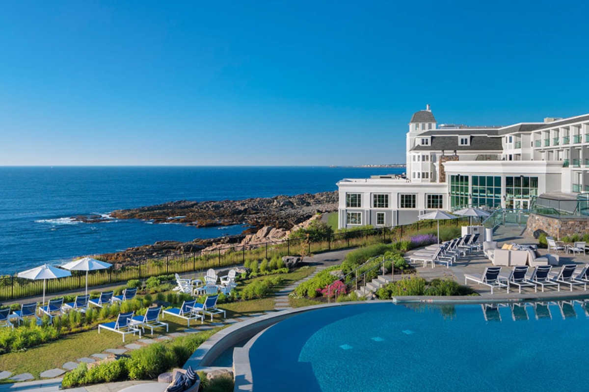 Cliff House Maine pool view